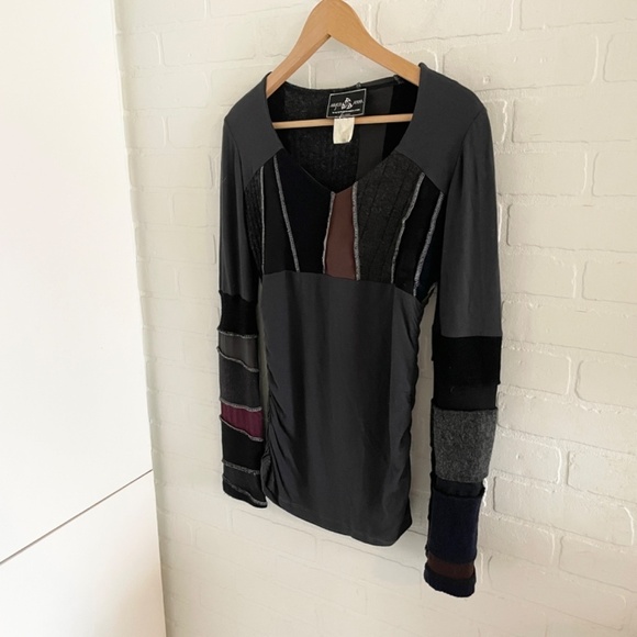 Vintage Y2K Knit Sweater Arsty Grungy Goth Raw stitches Black gray brown Sz M - Picture 5 of 9